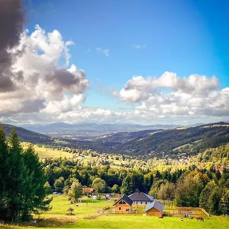 Rajski Zakatek - Jeden Na Dzialce Z Goraca Balia I Mini Zoo Дом отдыха Kamionka Wielka